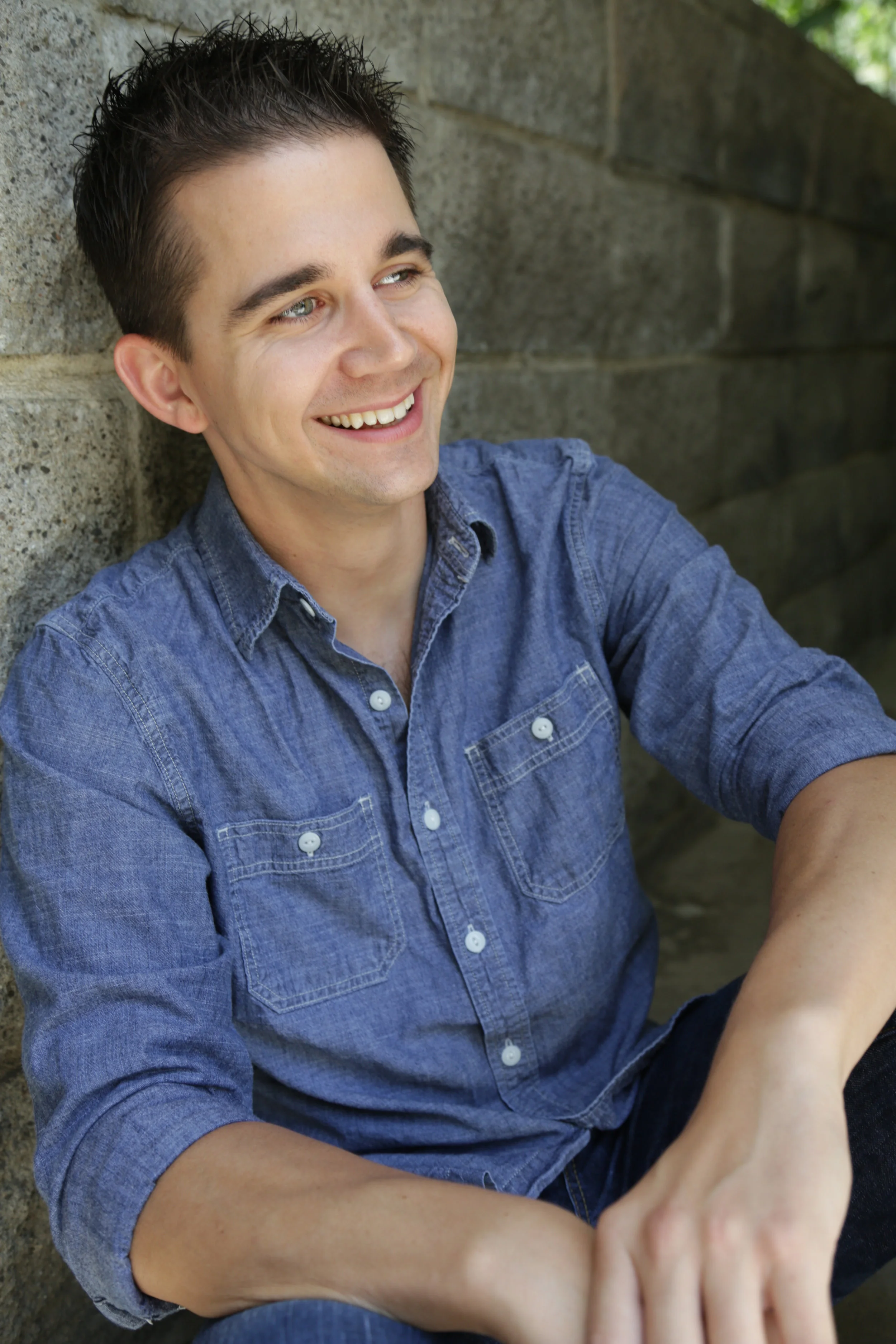 Clean-shaven portrait of Lee Huff